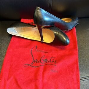 (8/10 use) Christian Louboutin Pigalle follies 100 Nappa shiny. 39. W/dust bag
